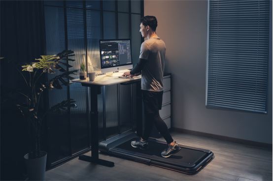 金史密斯跑步機R1 售價為 399 美元