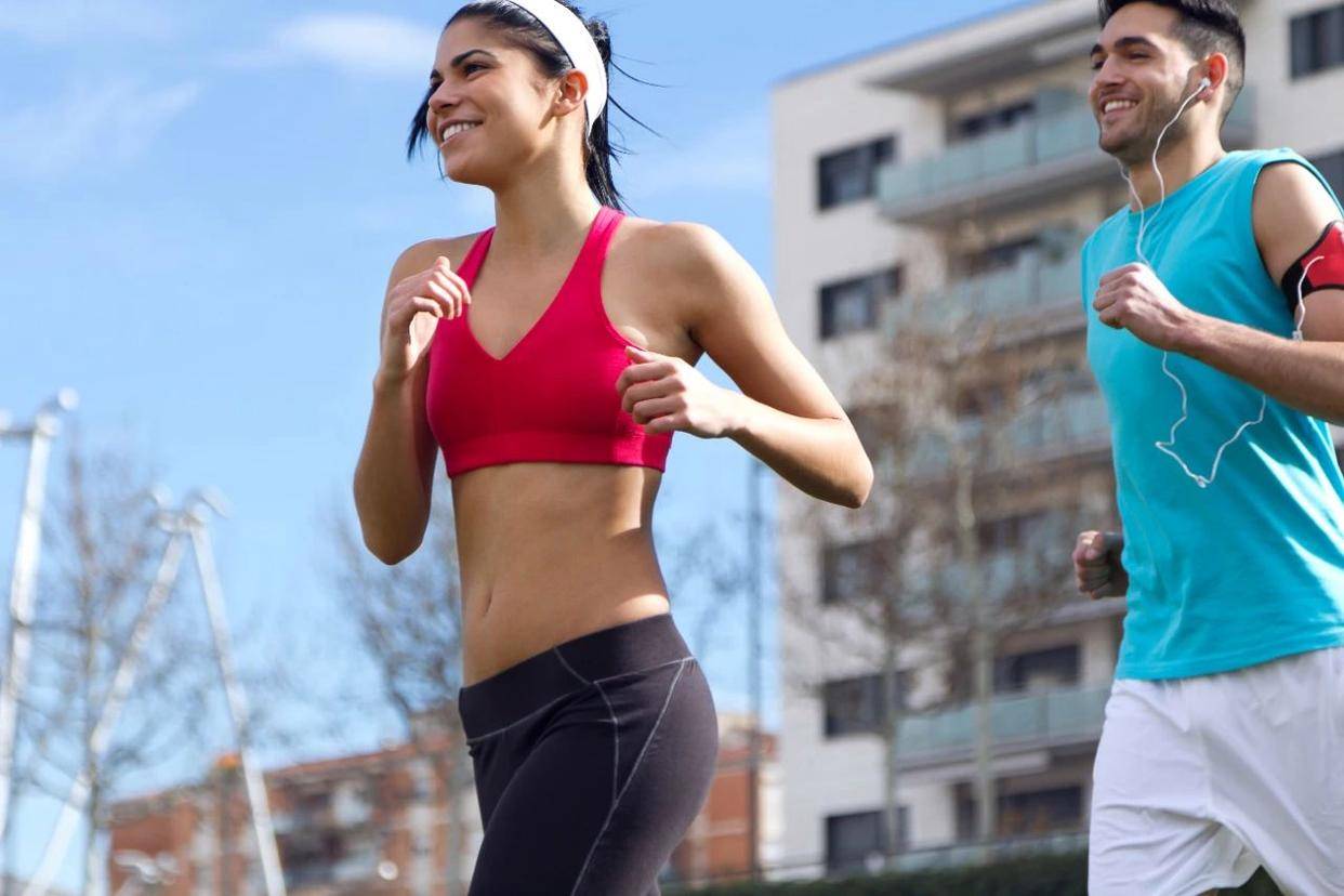 軌跡像幅抽象畫(huà)，每一步都是對(duì)生活的熱愛(ài)